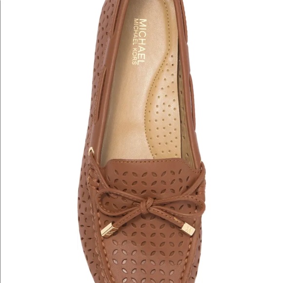 MICHAEL MICHAEL KORS Sutton Moc Toe Laser-Cut Loafer
8M - Picture 4 of 5